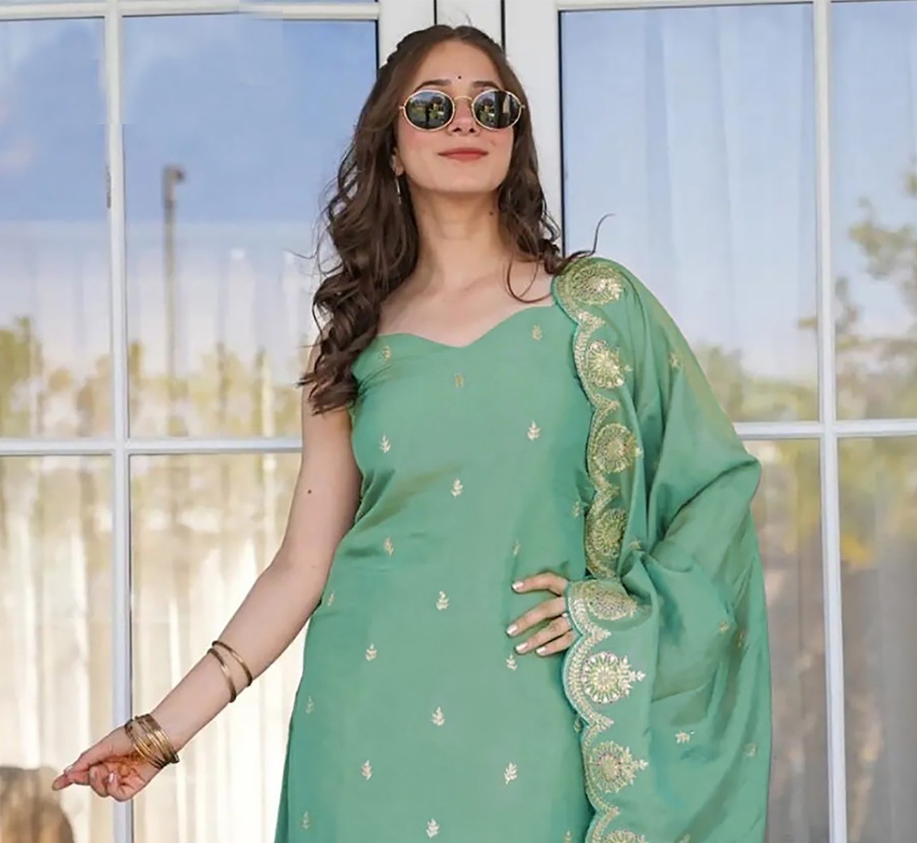 Elegant Mint Green Sleeveless Kurta-Pant Set with Heavy Gold Embroidered Dupatta