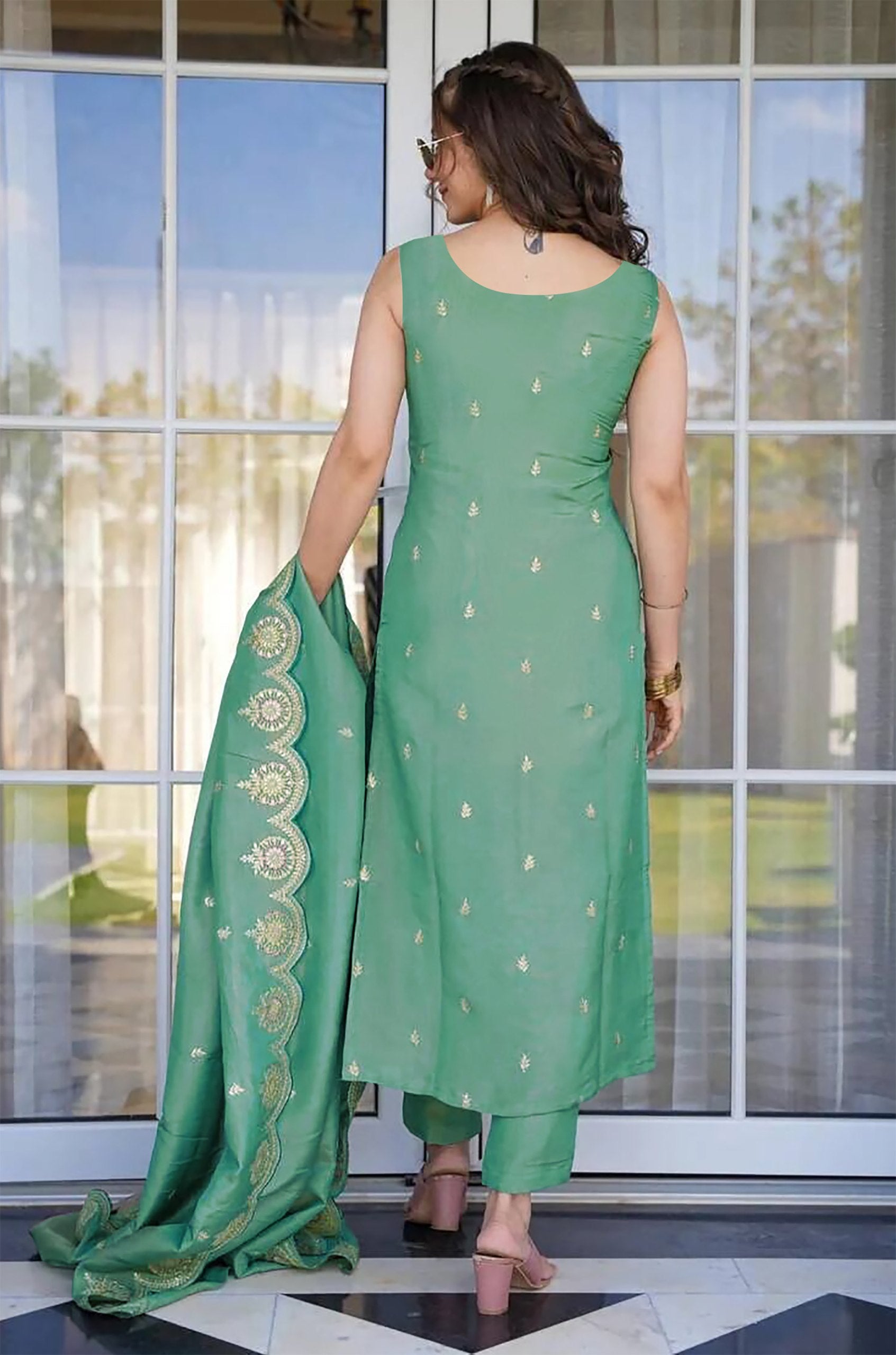 Elegant Mint Green Sleeveless Kurta-Pant Set with Heavy Gold Embroidered Dupatta