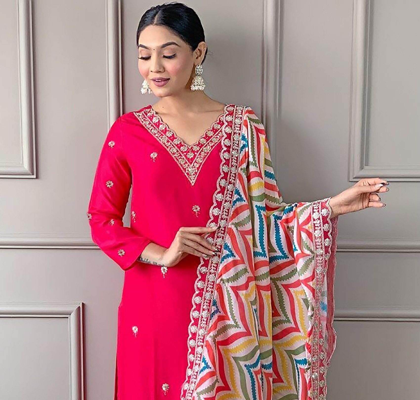 Ethnic Wear: Elegant Pink Kurta Set with Colorful Dupatta